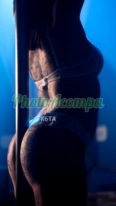 Foto 4 de Sthella Sabadin, acompanhante em Curitiba - PR