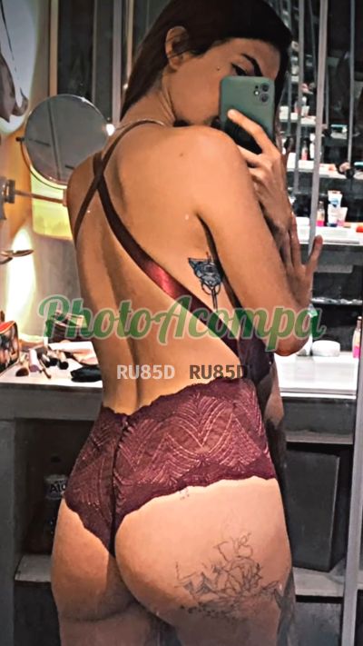 Capa do perfil de Stella Dias