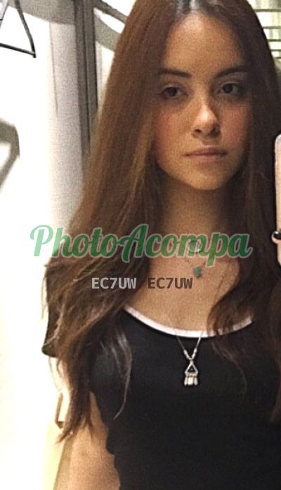 Capa do perfil de Camila