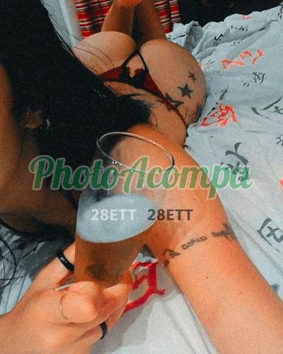 Capa do perfil de Hera Castro