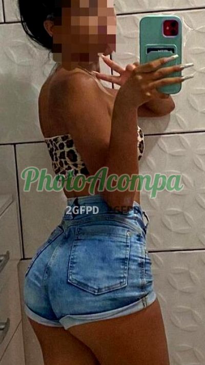 Capa do perfil de Luana