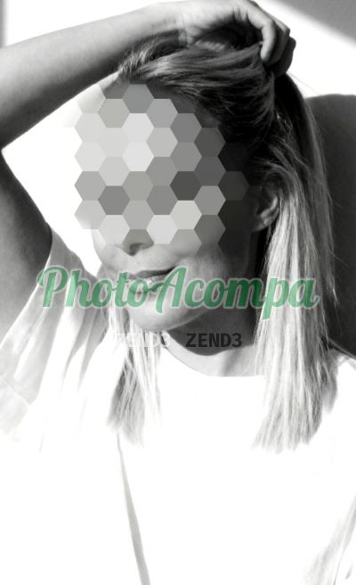 Capa do perfil de Carol