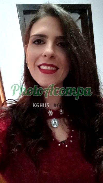 Capa do perfil de Daniella Ferracini