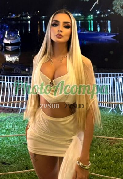 Capa do perfil de Louise Lins