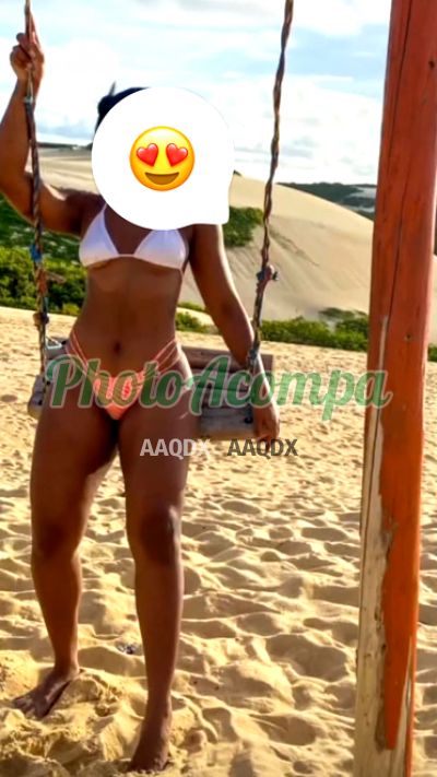 Capa do perfil de Vitoria Santos