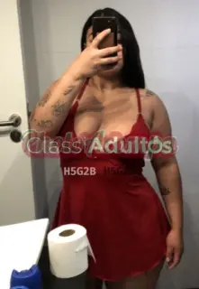 Hellen, acompanhante em Paracambi - RJ