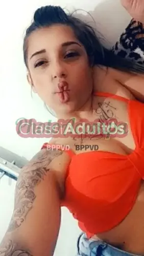 Júlia, uma ninfetinha magrinha, linda, cheirosa e muito safada., acompanhante em São José - SC